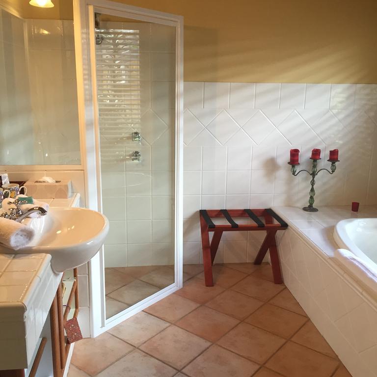 Erravilla Country Estate Spa Suite Accommodation Cowaramup ภายนอก รูปภาพ