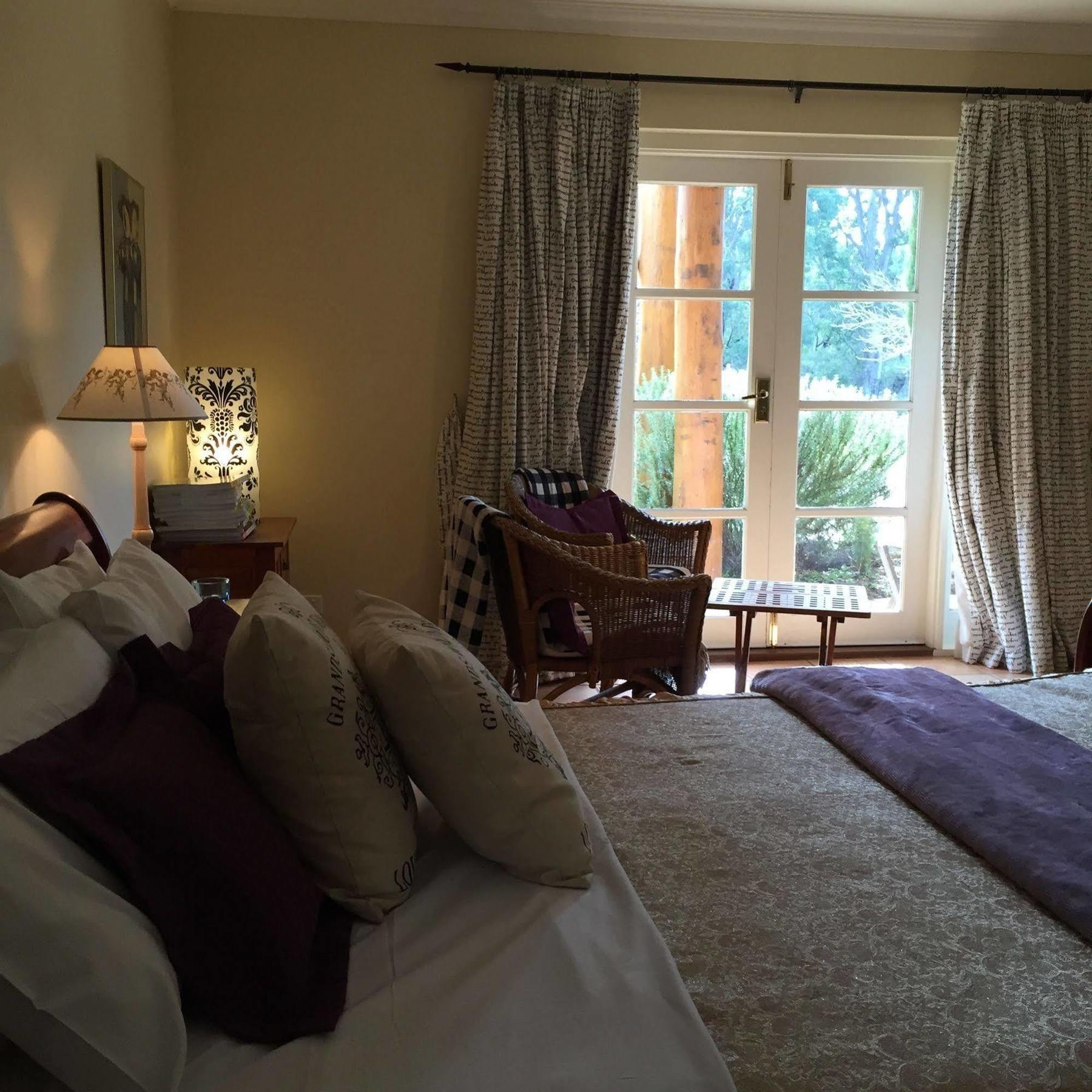 Erravilla Country Estate Spa Suite Accommodation Cowaramup ภายนอก รูปภาพ