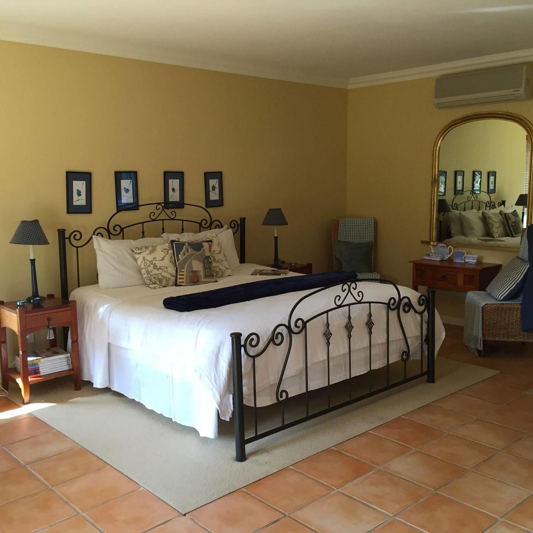 Erravilla Country Estate Spa Suite Accommodation Cowaramup ภายนอก รูปภาพ