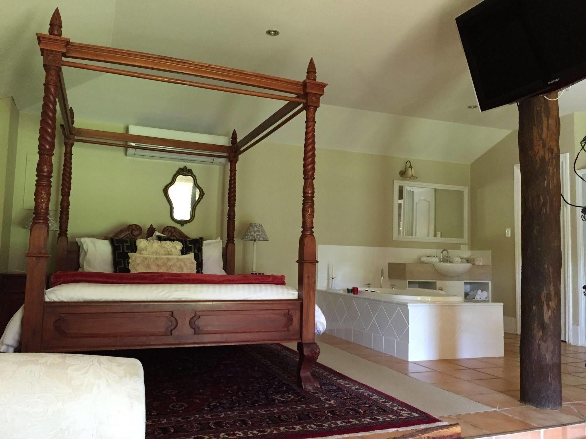 Erravilla Country Estate Spa Suite Accommodation Cowaramup ภายนอก รูปภาพ